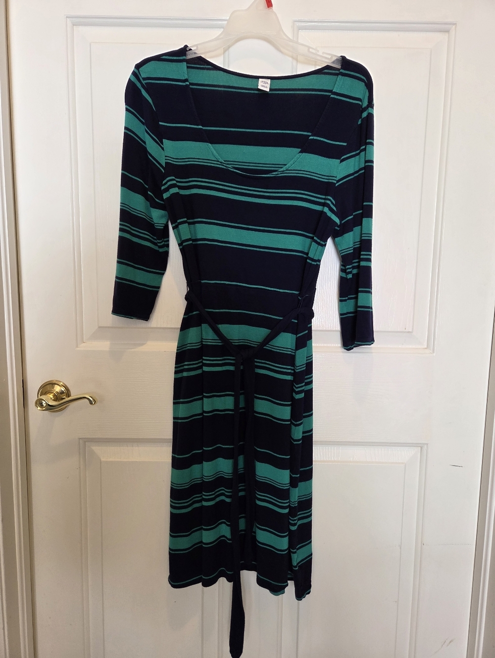 Old Navy Shift Knit Dress Scoop Neck Women Size M Blue Green Stripe 3/4 Slv